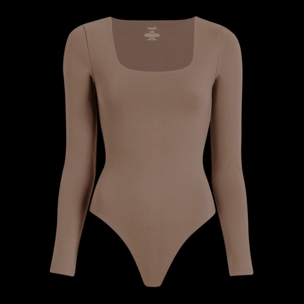 Nuuds Long Sleeve Square-Neck Bodysuit L